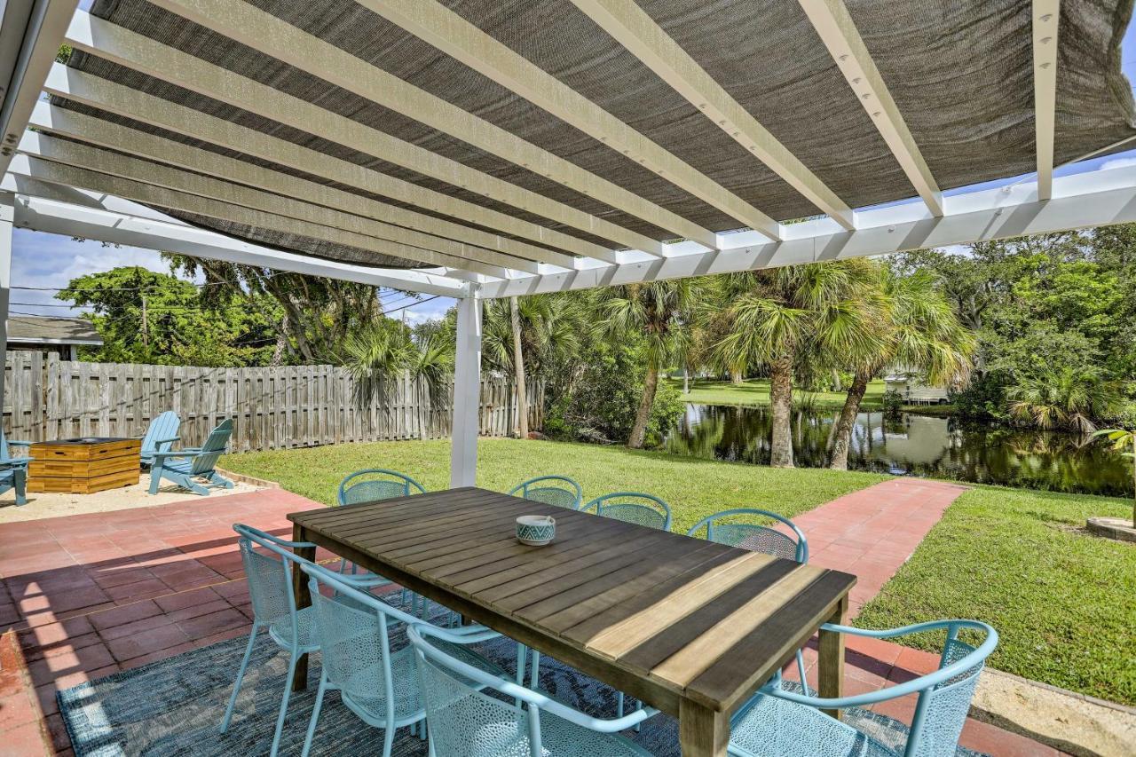 Merritt Island Home Fire Pit And Canal Access! المظهر الخارجي الصورة